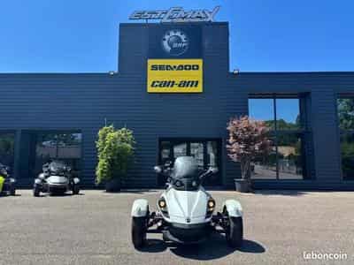 BRP Can-Am Spyder (2010) - Photo 1