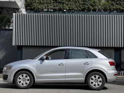 Audi Q3 AUTOMATIQUE / QUATTRO / ESSENCE / PANORAMIQUE (2012) - Photo 7