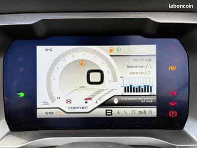 Piaggio MP3 (2023) - Photo 4