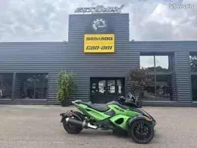 BRP Can-Am Spyder RS (2012) - Photo 4