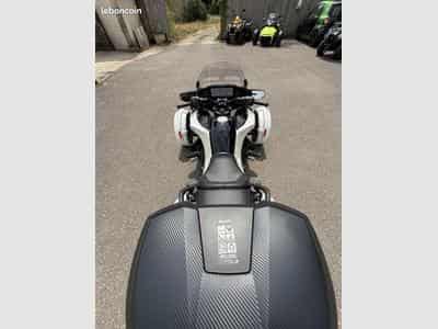 BRP Can-Am Spyder F3T (2026) - Photo 5