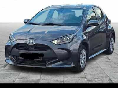 Toyota Yaris 1.5 HEV DYNAMIC (2021) - Photo 1