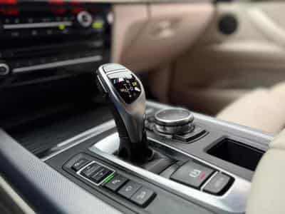 BMW X5 50D / Pack M / Camera 360 / 7 Places / (2015) - Photo 14