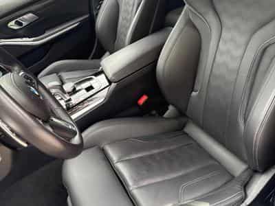 BMW M3 M3 xDrive M Competition (2024) - Photo 9