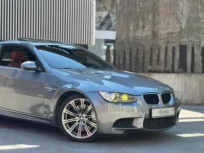 BMW M3 E92 COUPE / MANUELLE / TOIT OUVRANT / (2010) - Photo 8