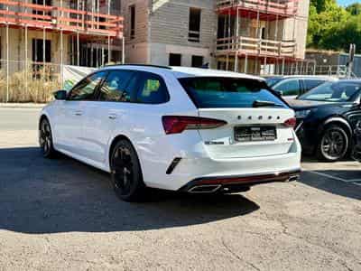 Skoda Octavia Combi 2.0 Tdi RS DSG PANO/CAM/ACC (2023) - Photo 4