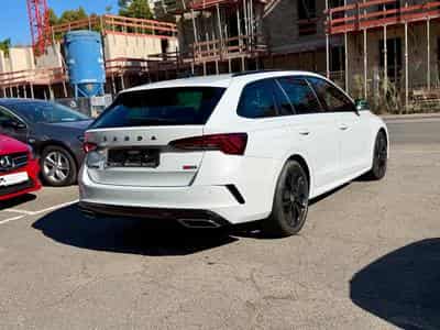 Skoda Octavia Combi 2.0 Tdi RS DSG PANO/CAM/ACC (2023) - Photo 6