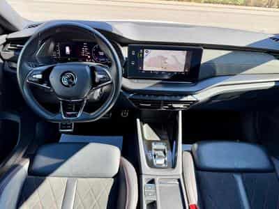 Skoda Octavia Combi 2.0 Tdi RS DSG PANO/CAM/ACC (2023) - Photo 8