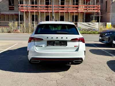 Skoda Octavia Combi 2.0 Tdi RS DSG PANO/CAM/ACC (2023) - Photo 5