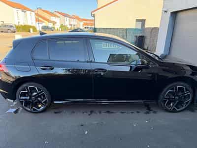 VW Golf VIII R-LINE 150 CV ETSI (2026) - Photo 2