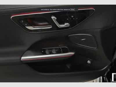 Mercedes C 200 d T AMG MBUX+LED+Pano+360° (2025) - Photo 12