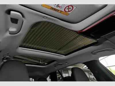 Mercedes C 200 d T AMG MBUX+LED+Pano+360° (2025) - Photo 10