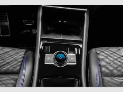 VW Tiguan 2,0 TDI DSG (2025) - Photo 12