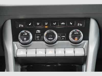Skoda Karoq 1.5 TSI DSG (2026) - Photo 12