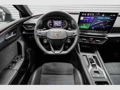 Cupra Leon ST 2,0 TSI (2025) - Photo 8