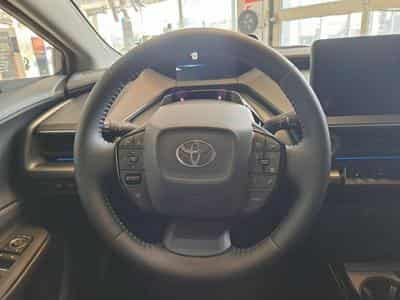Toyota Prius Premium Plus PHEV (2024) - Photo 11