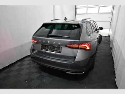 Skoda Octavia Octavia Combi 1.5 TSI Selection, Navi, Park A., (2025) - Photo 4