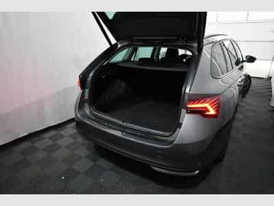 Skoda Octavia Octavia Combi 1.5 TSI Selection, Navi, Park A., (2025) - Photo 5