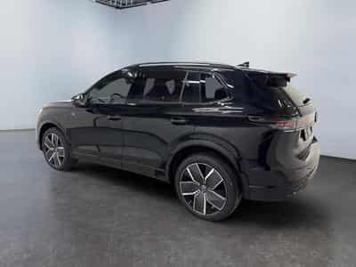 VW Tiguan R-Line Edition 2.0 (2025) - Photo 5
