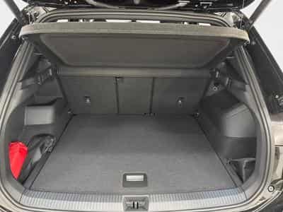 VW Tiguan R-Line Edition 2.0 (2025) - Photo 9