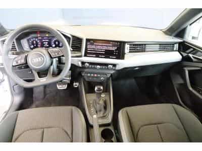 Audi A1 Advanced (2025) - Photo 2
