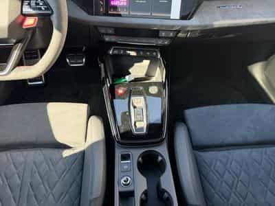 Audi RS3 Limousine / Essence (2026) - Photo 13