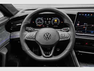 VW Tiguan 2,0 TDI DSG (2025) - Photo 9
