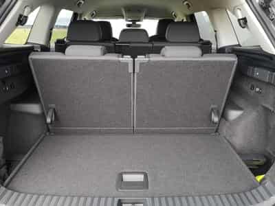 Skoda Kodiaq 2.0 TDI 142 kW 4x4 Selection (2026) - Photo 12
