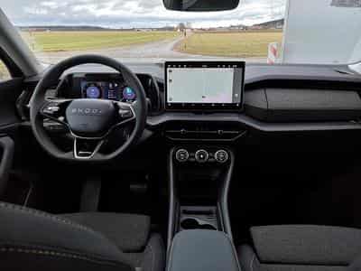Skoda Kodiaq 2.0 TDI 142 kW 4x4 Selection (2026) - Photo 6