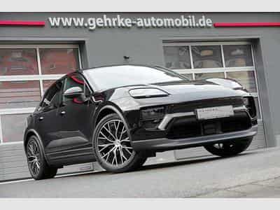 Porsche Macan Macan 4*21"MacanDesign,ACC,AHK,PANO,BOSE,HeadUp* (2025) - Photo 1