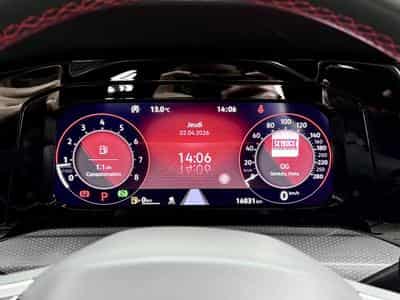 VW Golf GTI Clubsport 2.0 TSI 300 CV DSG7 *MATRIX* *TÊTE HAUTE* *PAN (2024) - Photo 13
