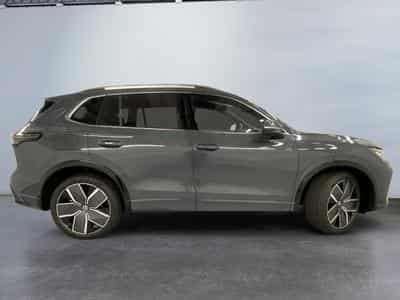 VW Tiguan R-Line (2026) - Photo 8