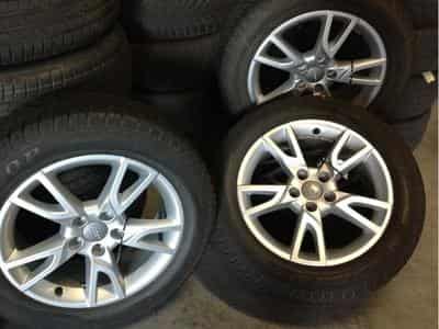 Jantes alu + Pneus h 17" 215/60 R17 96H (2026) - Photo 1