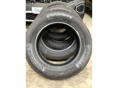 Pneus été 17" 215/60 R17 96H (2026) - Photo 1