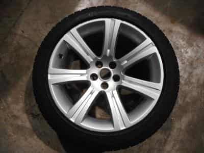 Jantes alu + Pneus h 18" 265/40 R18 (2026) - Photo 1
