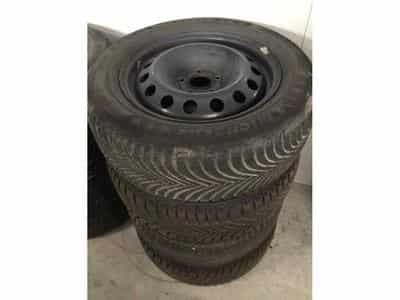 Jantes acier + Pneus 16" 215/60 R16 99T (2026) - Photo 1
