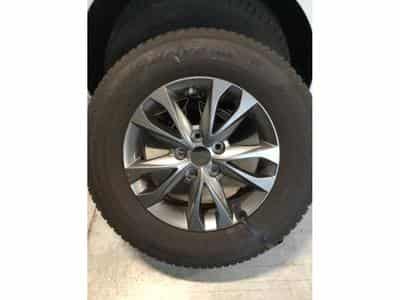 Jantes alu + Pneus h 16" 215/70 R16 100T (2026) - Photo 1