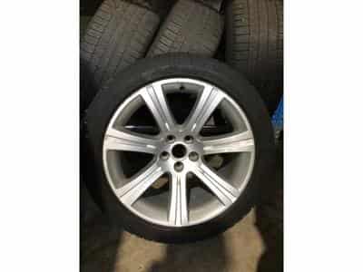 Jantes alu + Pneus h 18" 265/40 R18 101V (2026) - Photo 1