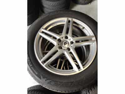 Jantes alu + Pneus h 18" 235/60 R18 107H (2026) - Photo 1