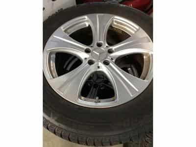 Jantes et pneus – 18" - Photo 1
