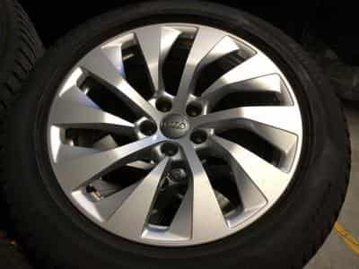 Jantes alu + Pneus h 18" 225/55 R18 102V (2026) - Photo 1