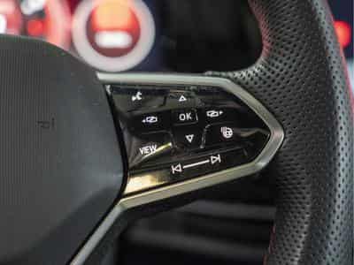 VW Golf GTI Clubsport 2.0 TSI 300 CV DSG7 *Matrix* *Harman* Toit Ouv (2023) - Photo 11