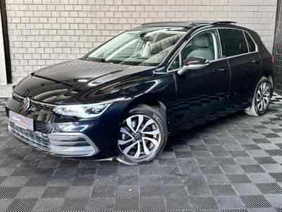 VW Golf Life ACTIVE 2.0 TDI DSG7 150 CV ** Attelage ** Caméra ** (2022) - Photo 1