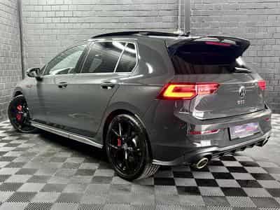 VW Golf GTI Clubsport 2.0 TSI 300 CV DSG7 *PANO* *MATRIX* HARMAN* (2024) - Photo 4
