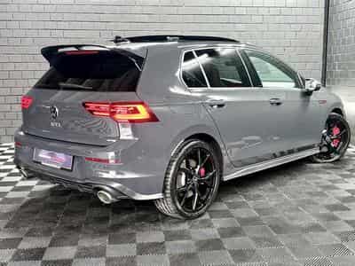 VW Golf GTI Clubsport 2.0 TSI 300 CV DSG7 *PANO* *MATRIX* HARMAN* (2024) - Photo 6