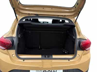 Dacia Sandero 1.0 Stepway Expression TCe 90 (2024) - Photo 10