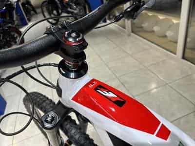 Fantic XEF 1.8 SPORT 720Wh, 29''-27,5'', freins 4 pistons, 90 Nm (2026) - Photo 7