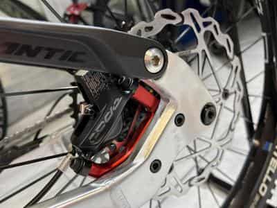Fantic XEF 1.8 SPORT  720Wh, 29''-27,5'', freins 4 pistons, 90 Nm (2026) - Photo 3