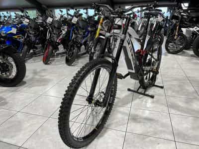Fantic XXF 2.0 720Wh, 29''-27,5'', freins 4 pistons, 90 Nm (2026) - Photo 2