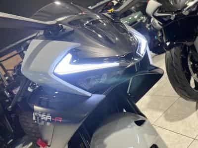CF Moto 675 SR-R (2026) - Photo 10